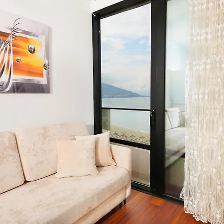 Joelisrentaparments Sea View And Balcony 6sleep * Vlorë