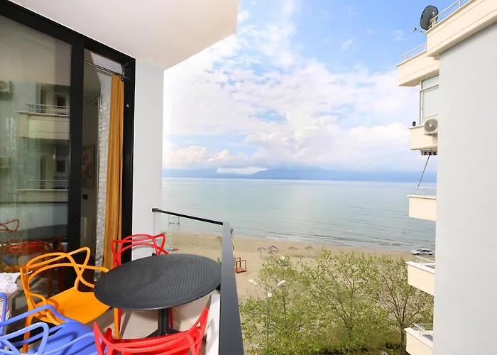 Joelisrentaparments Sea View And Balcony 6sleep Vlorë