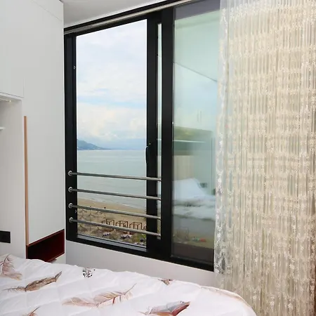 Apartment Joelisrentaparments Sea View And Balcony 6sleep *
